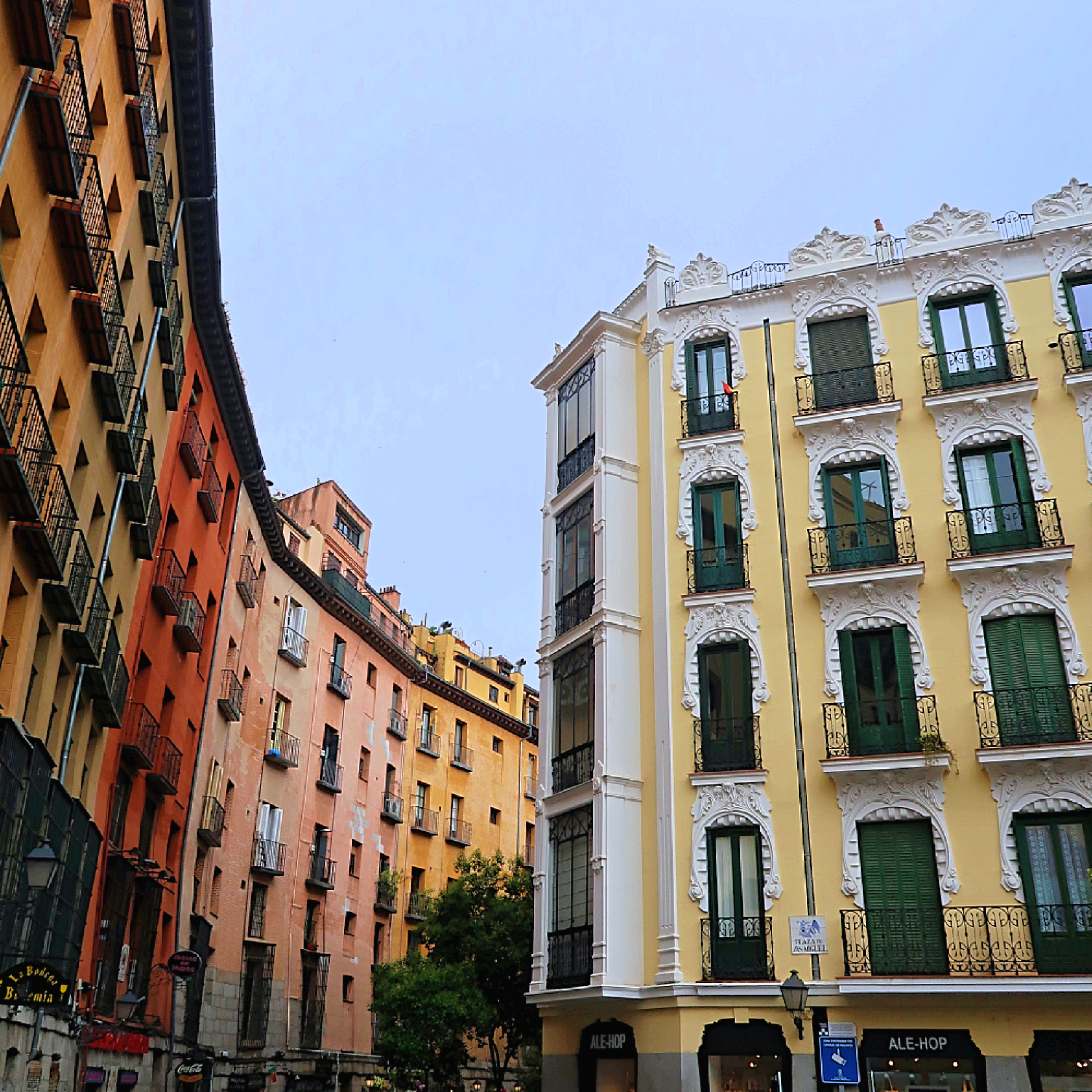 Colourful Spanish architecture. 