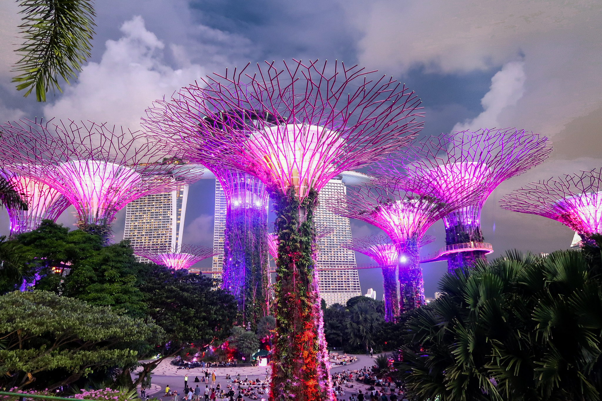 What to do in Singapore - Rhapsody Light show 