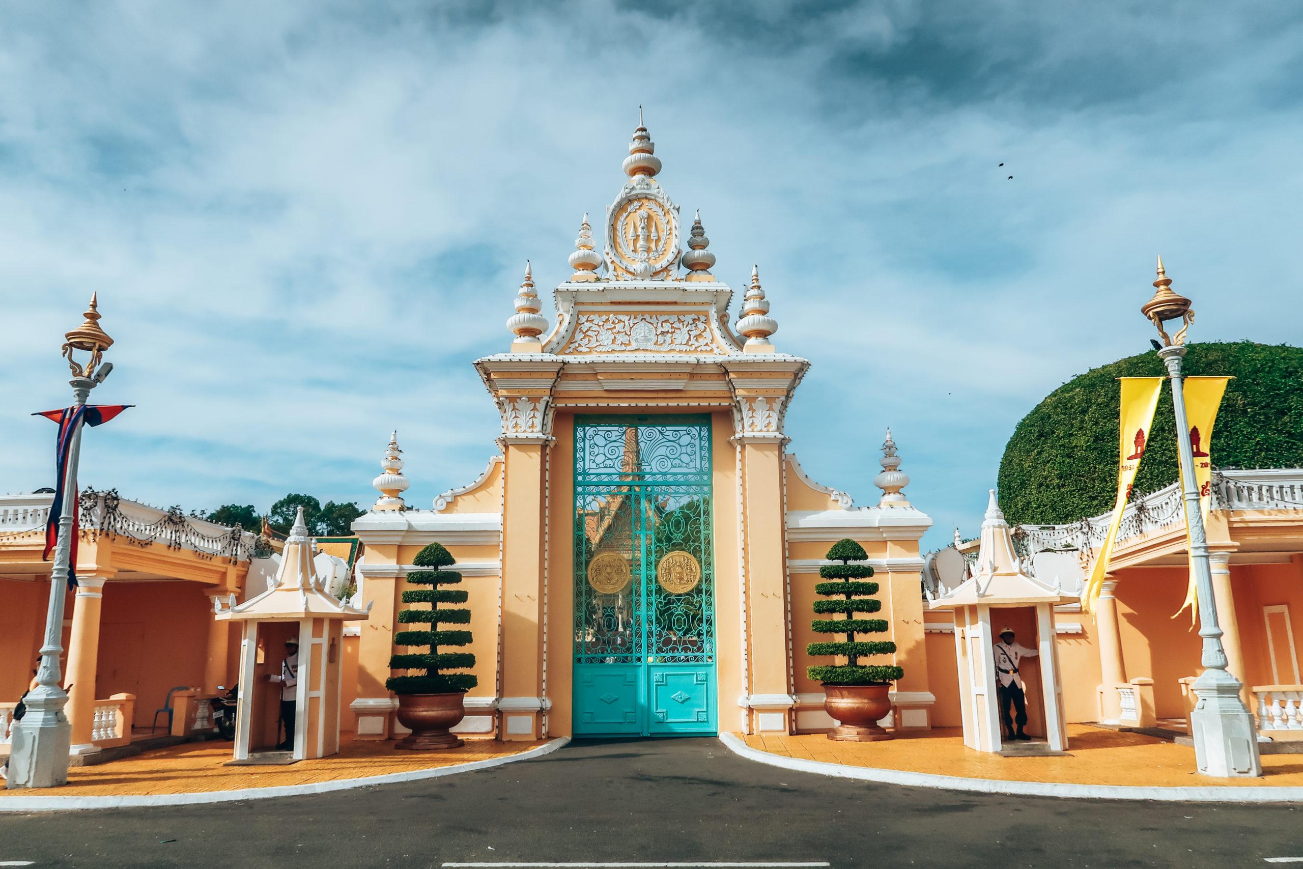 How to spend two weeks in Cambodia - Royal Palace Phnom Penh 